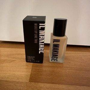 IL MAKIAGE foundation- Shade 060